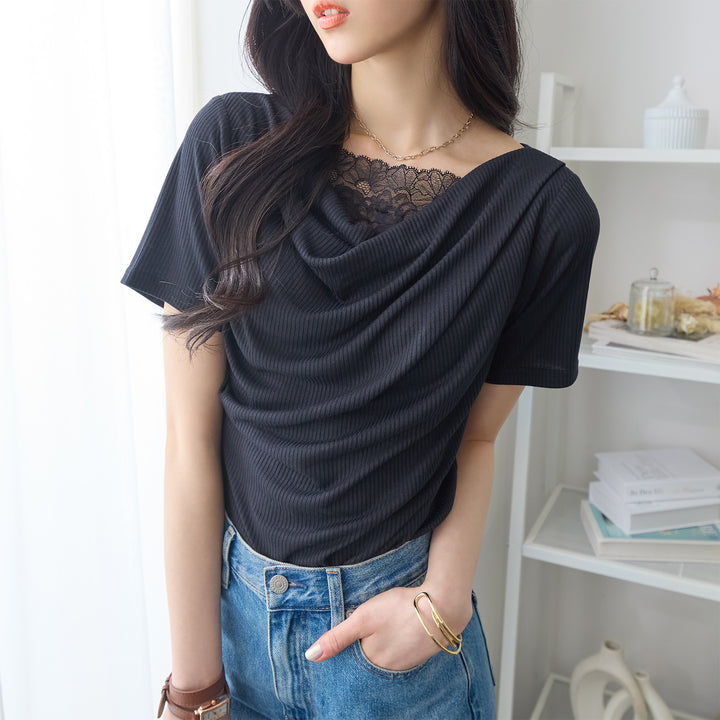 <span>【クーポンで2999円！】</span>【Tシャツ/カットソー】『着映えるレース×ドレープ』 レース使いドレープトップス