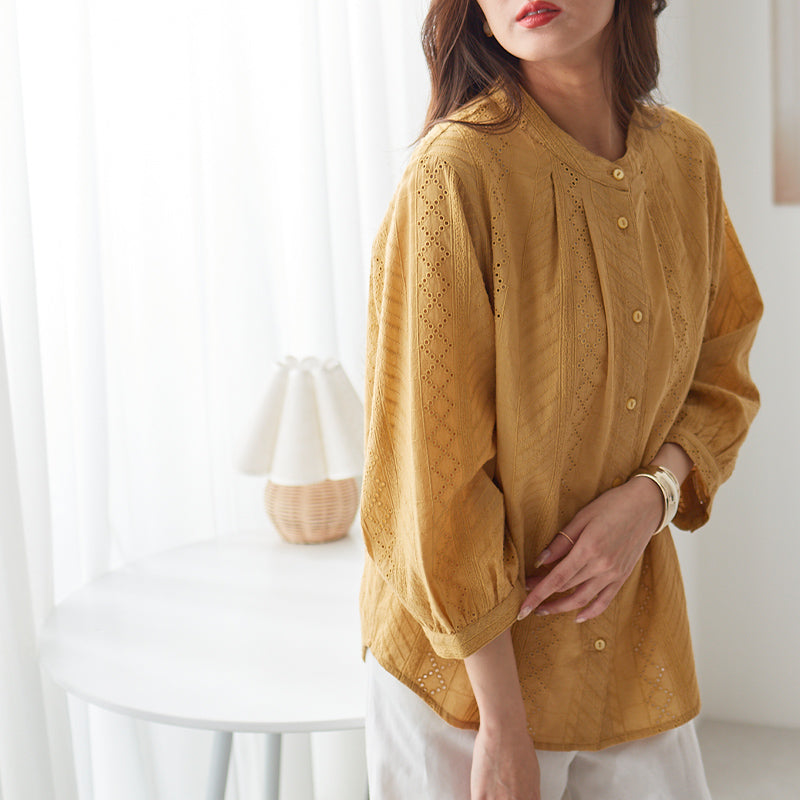 <span>【クーポンで3299円！】</span>【シャツ/ブラウス】『レーシー刺繍で気分あがる』ストライプ刺しゅうブラウス