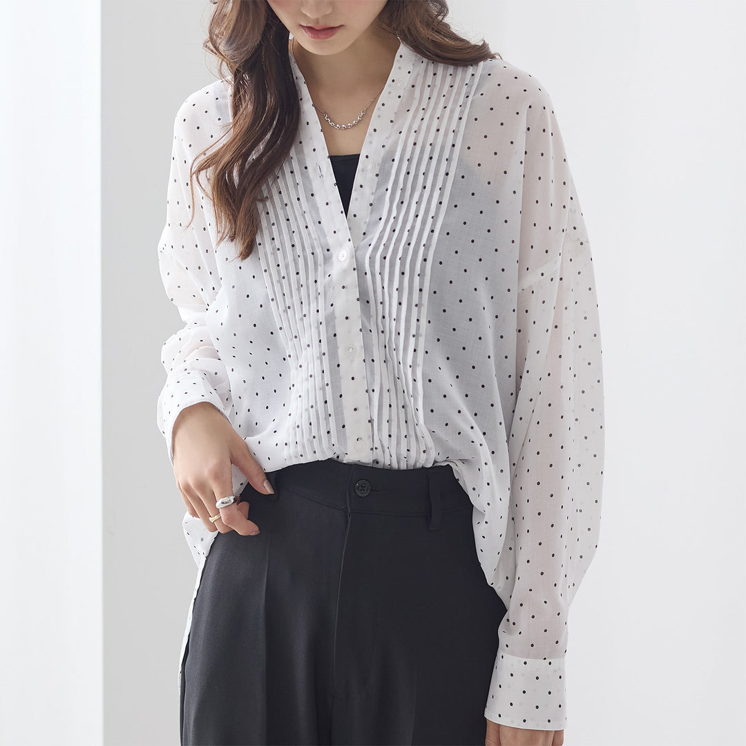 <span>【クーポンで3999円！】</span>【シャツ/ブラウス】『透け感ドットの大人シャツ』ドット柄ピンタックブラウス