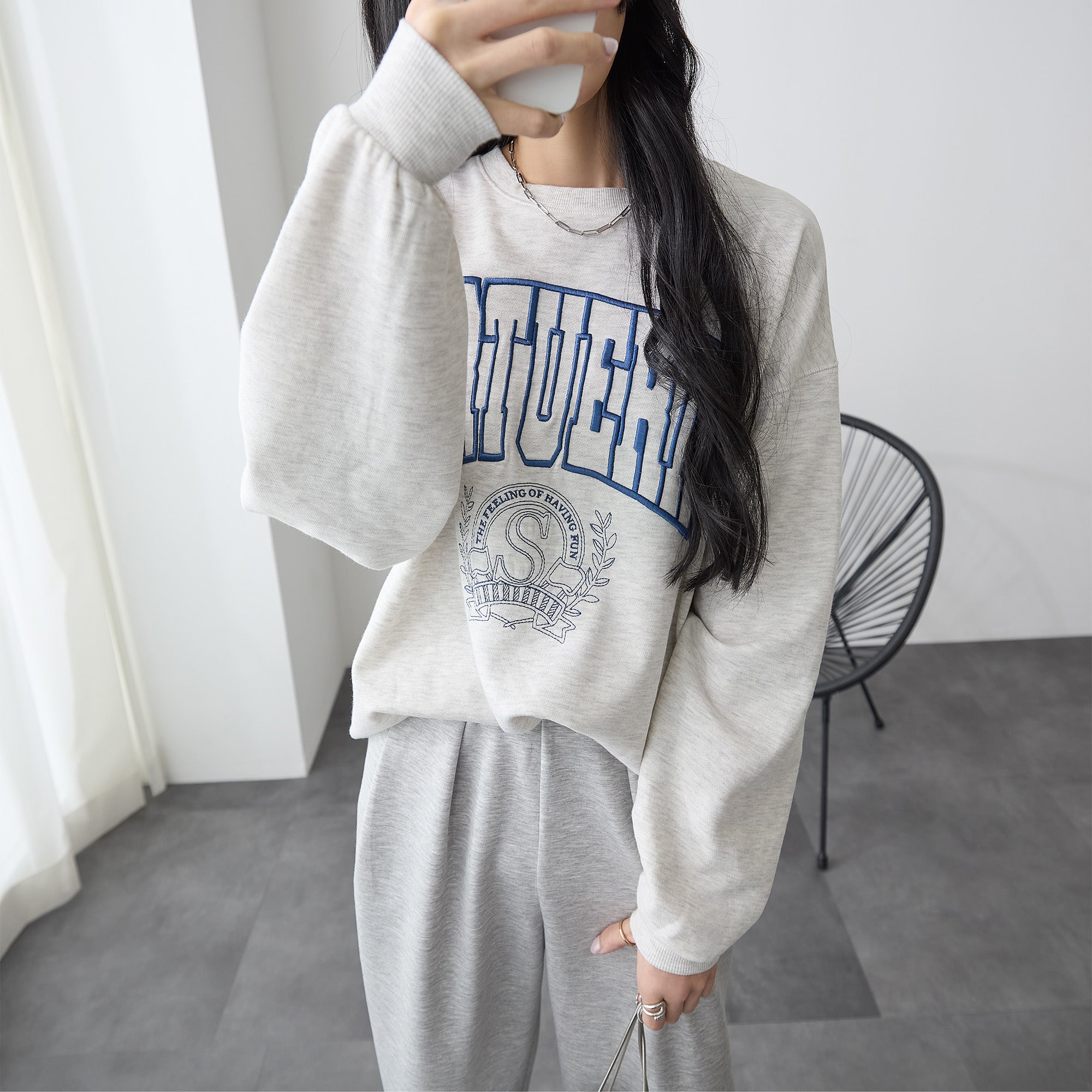 ビッグロゴ刺繍スウェット | トップス レディース トレンド スウェット