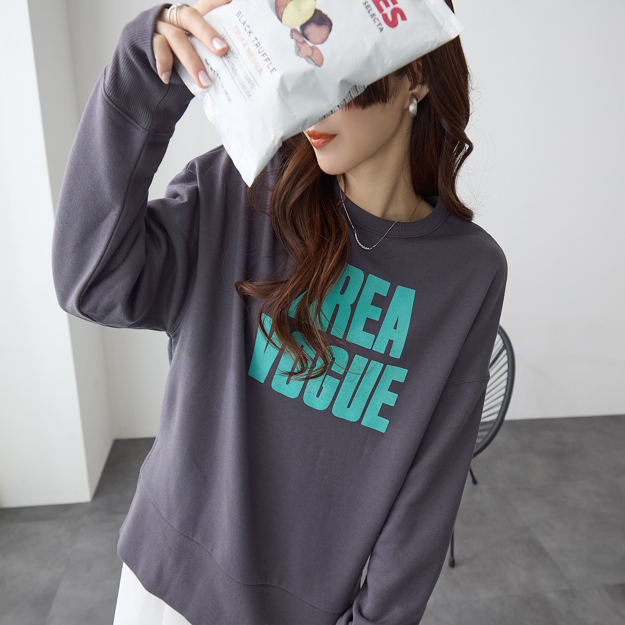 フロッキーロゴスウェット | トップス レディース トレンド スウェット