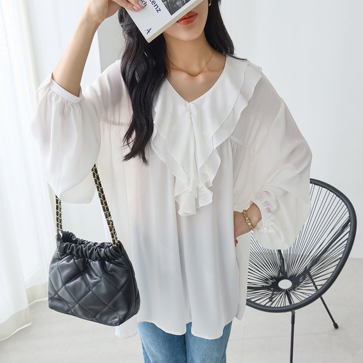 <span>【クーポンで3999円！】</span>【シャツ/ブラウス】『”ゆる”っとフリル』 フリル衿ブラウス