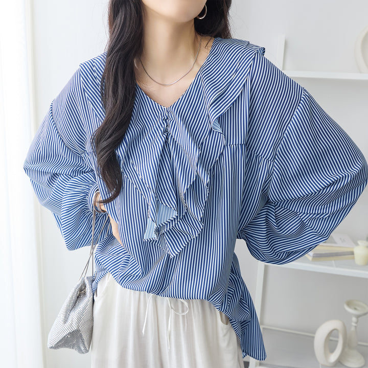 <span>【クーポンで3999円！】</span>【シャツ/ブラウス】『”ゆる”っとフリル』 フリル衿ブラウス