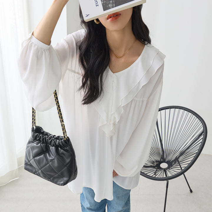 <span>【クーポンで3999円！】</span>【シャツ/ブラウス】『”ゆる”っとフリル』 フリル衿ブラウス