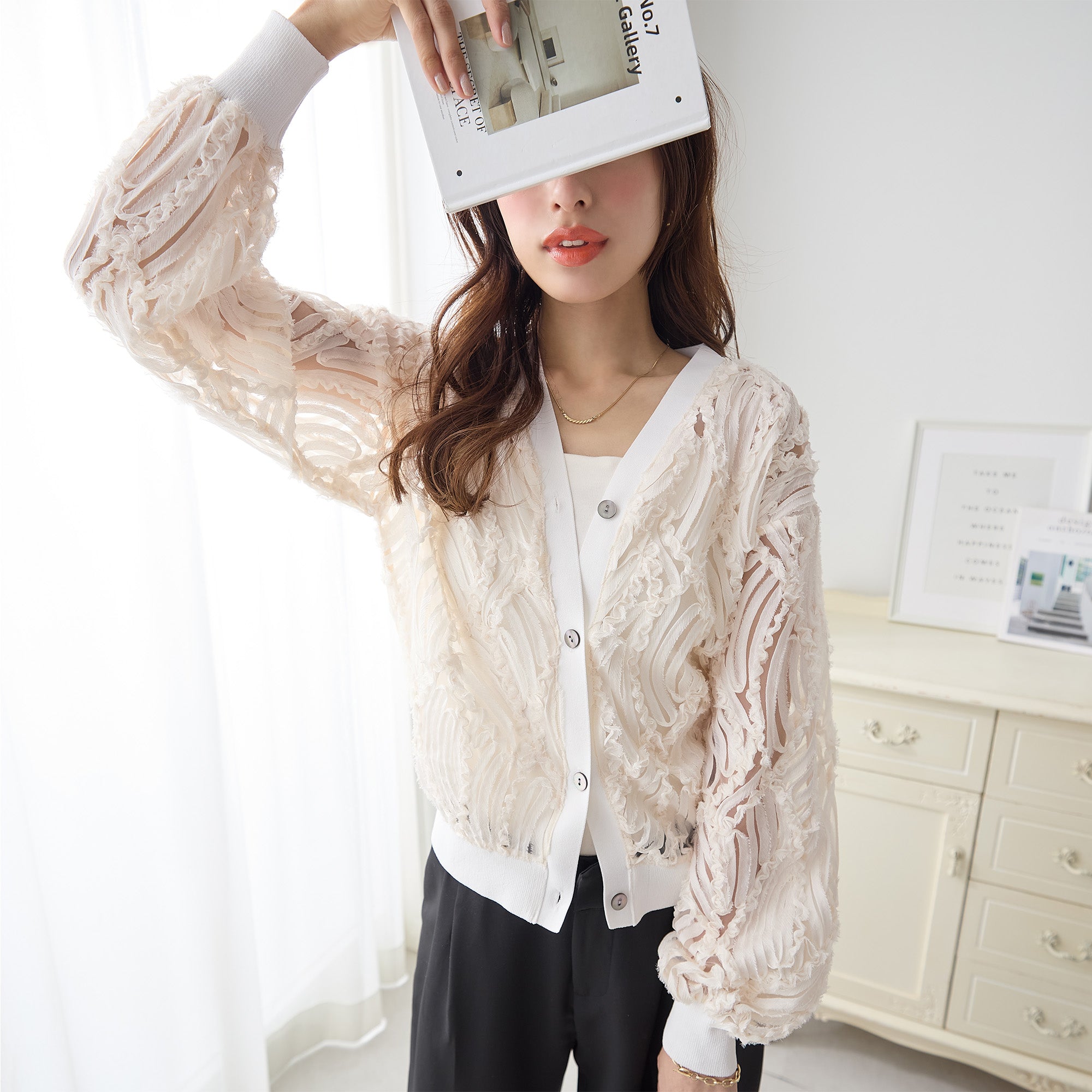 チュール刺しゅうカーデ｜トップス レディース トレンド